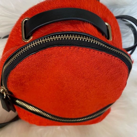 Zara women PONY-STYLE CALFSKIN BACKPACK - Picture 4 of 8